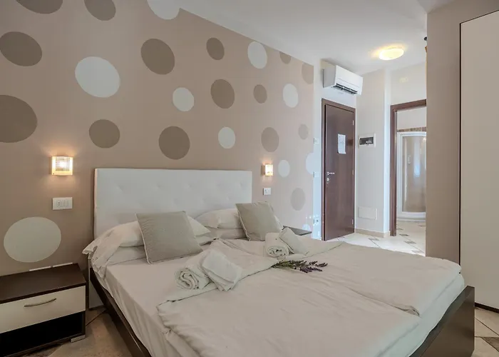 Maddalena 4*