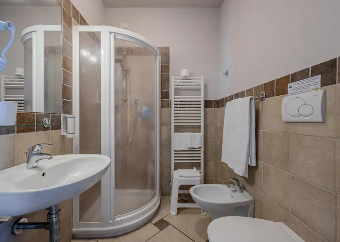 Maddalena Nocleg ze śniadaniem 4*