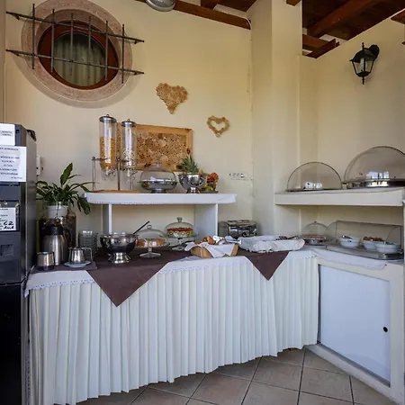 Maddalena Oda ve Kahvaltı Bardolino