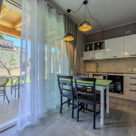 Maddalena Oda ve Kahvaltı