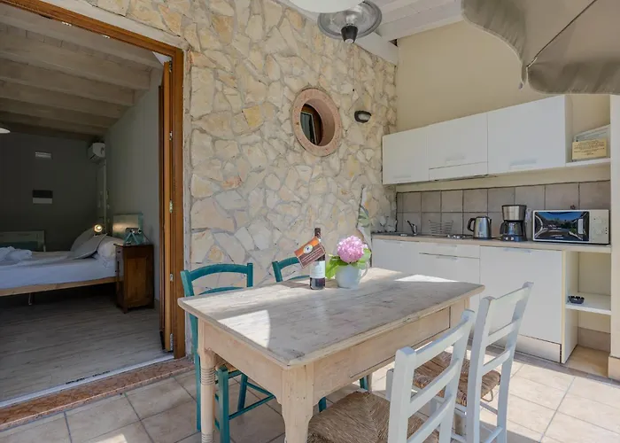 Maddalena Bed and breakfast